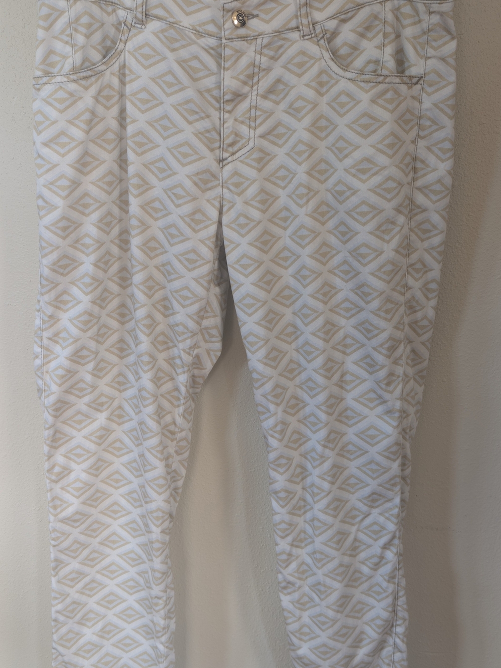 Bogner Women's Geometric Patterned Pants Size 8